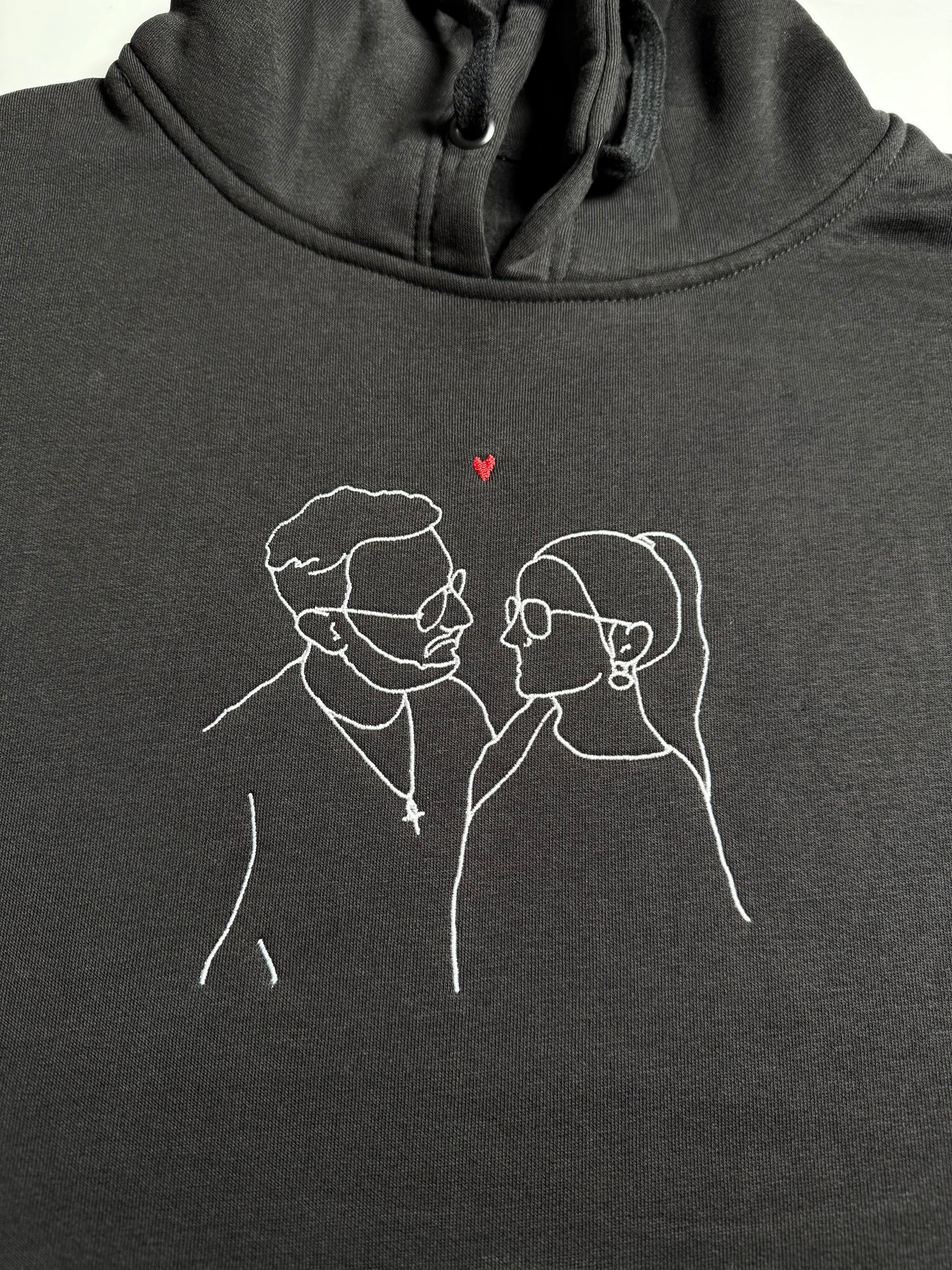 Personalizowana bluza z kapturem z haftem z twojego zdjęcia