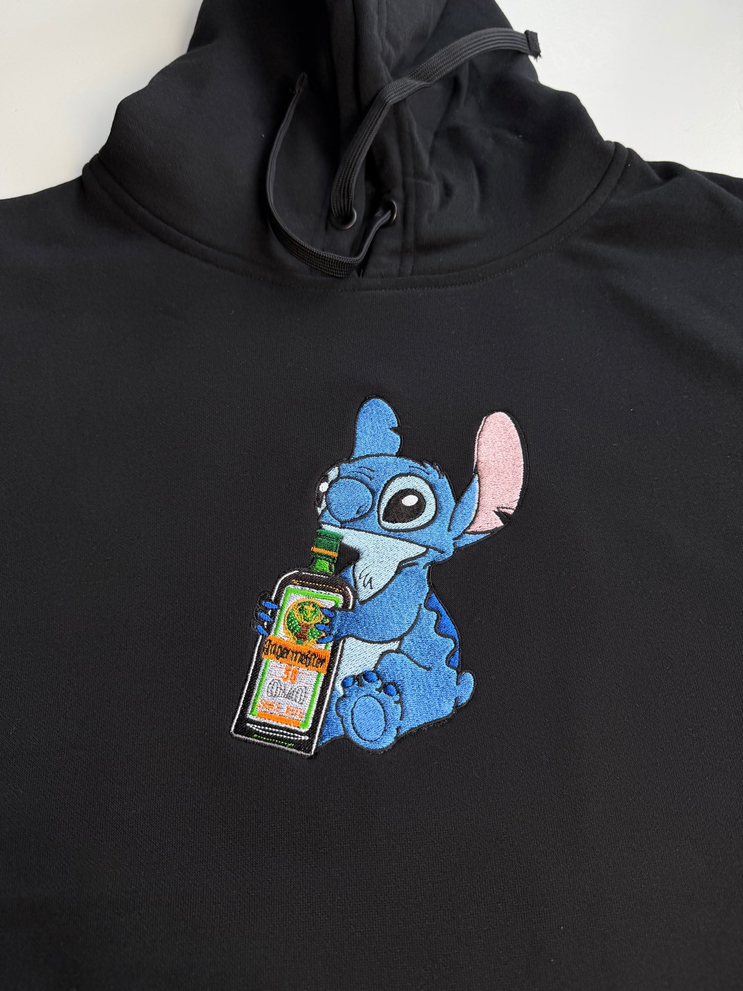 Bluza z haftem Stitcha z Jagerem