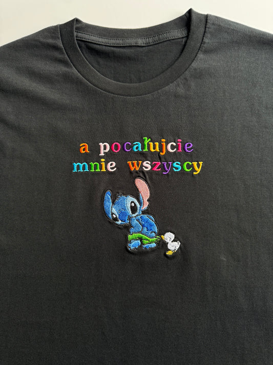 Koszulka z haftem pocałujcie mnie