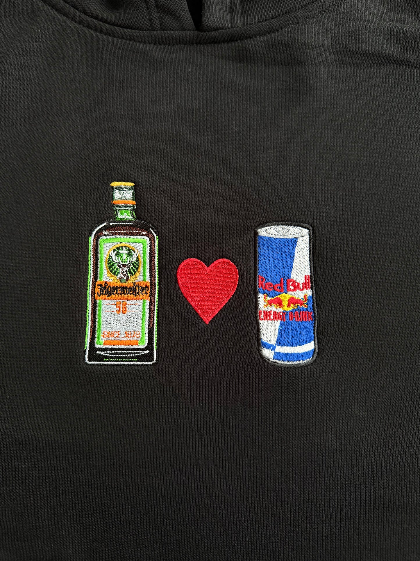 Bluza z haftem Jagera Serca i Redbulla
