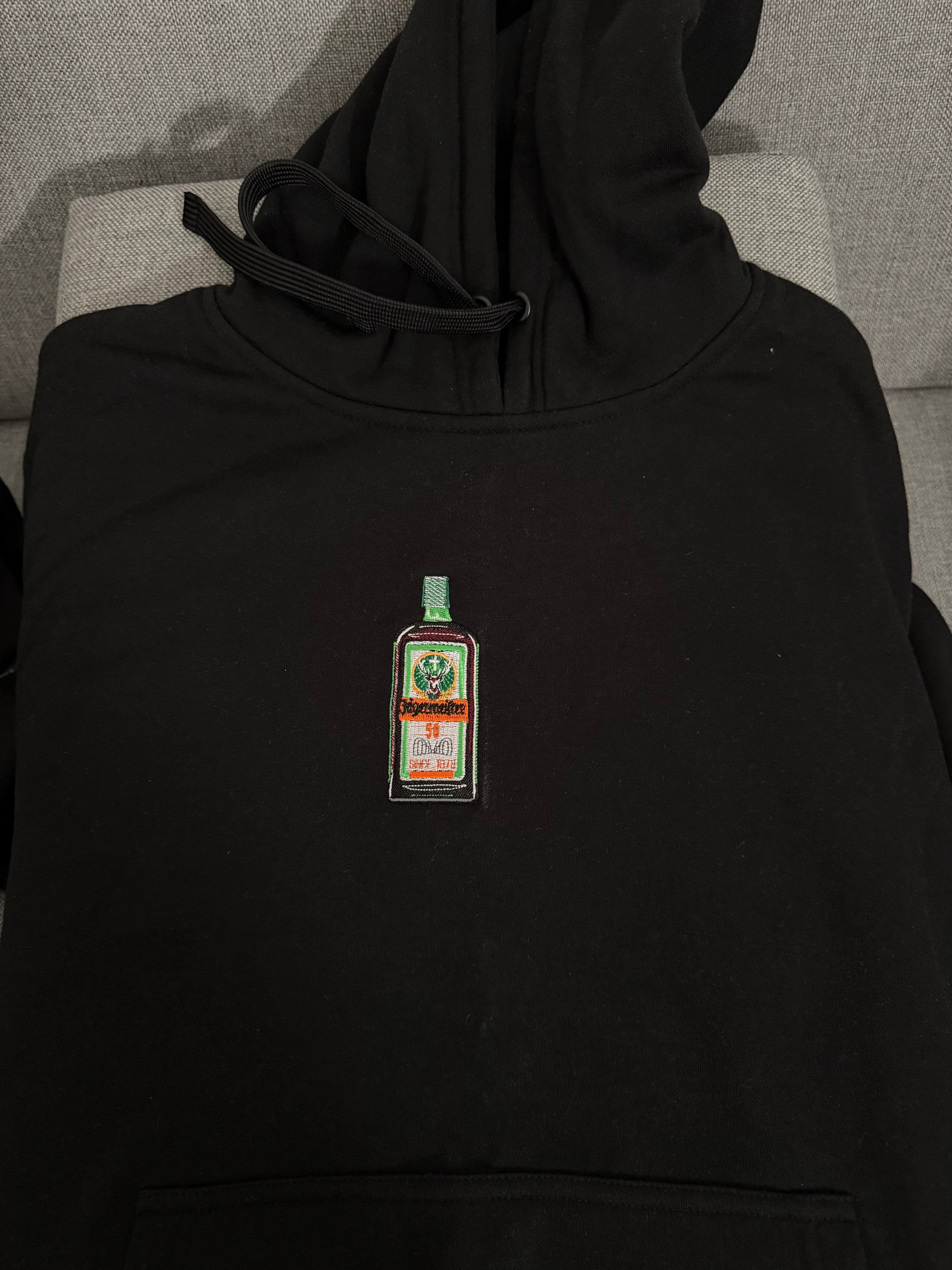 Bluza z haftem Butelki Jagermeister - CustomClothes.pl