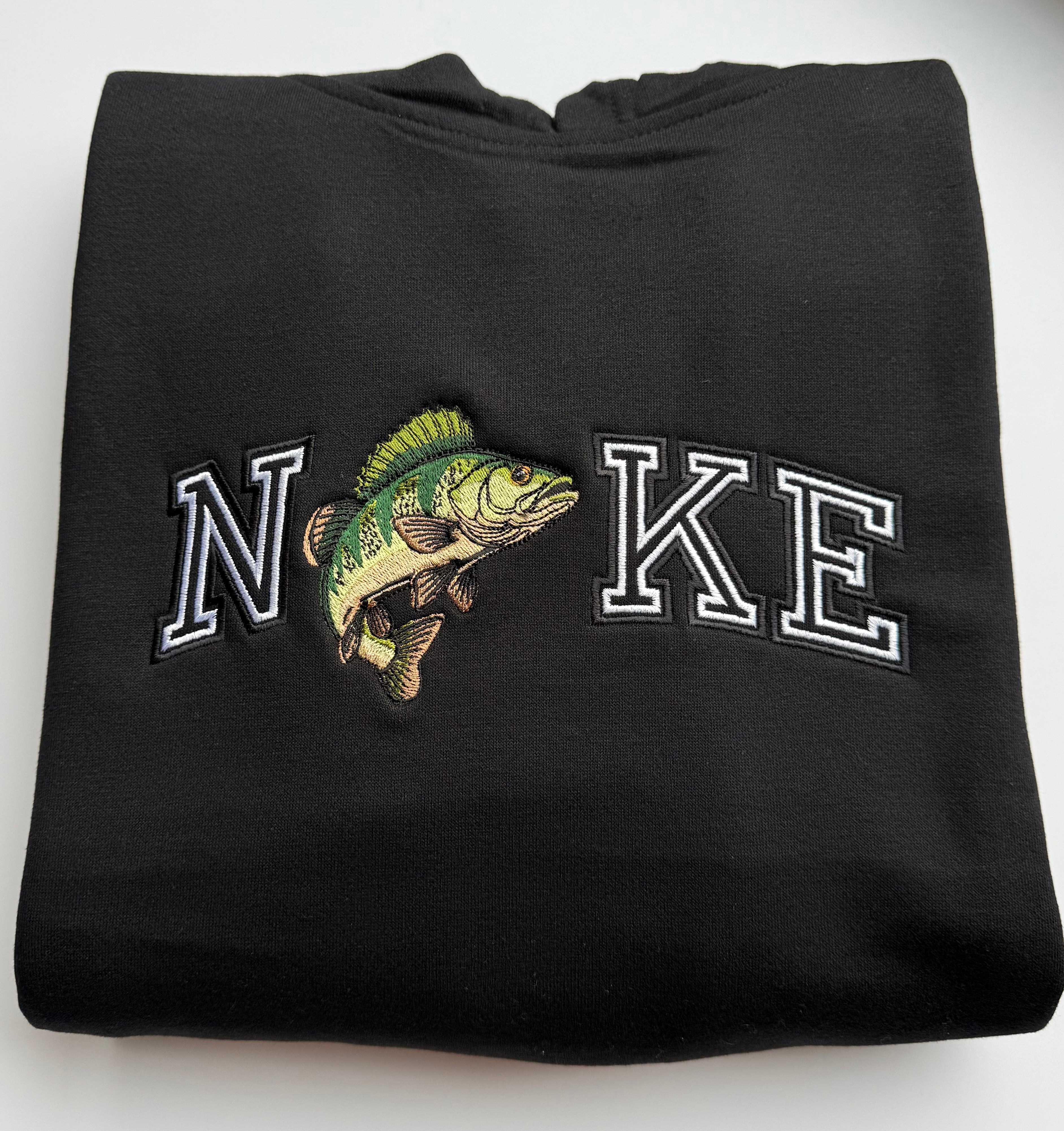 Bluza z haftem Okonia - CustomClothes.pl