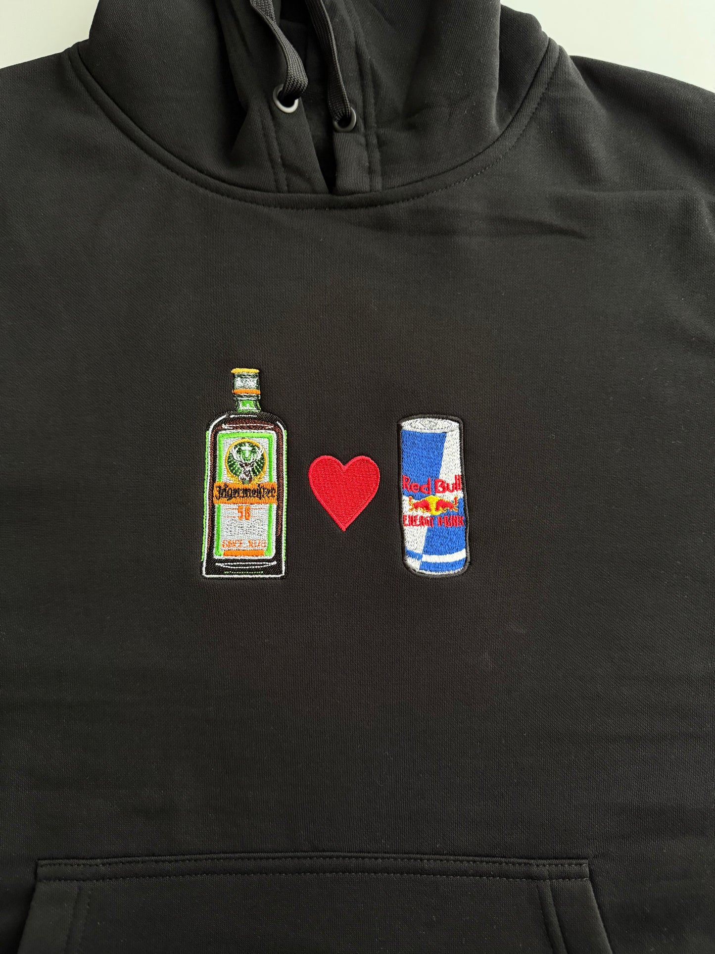 Bluza z haftem Jagera Serca i Redbulla