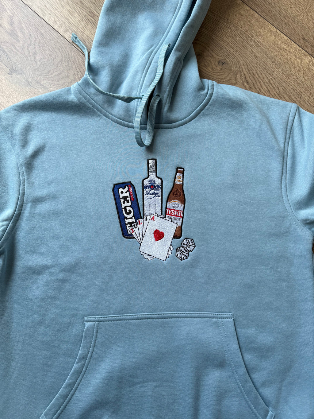 Bluza z haftem Butelek i Kart - CustomClothes.pl