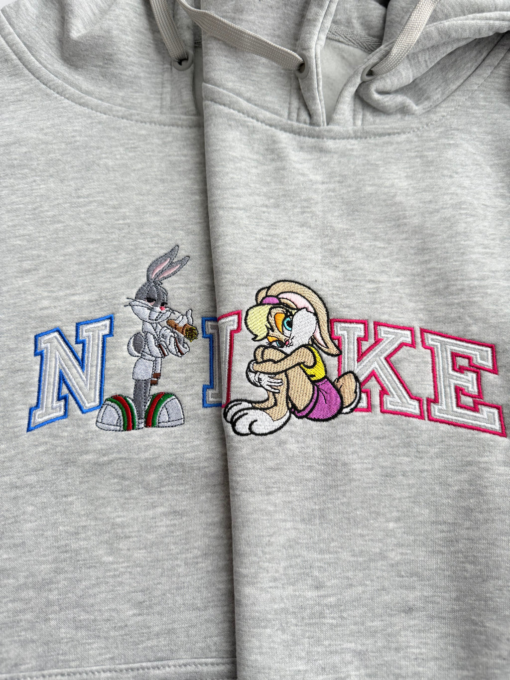 Bluza z haftem Królika - CustomClothes.pl