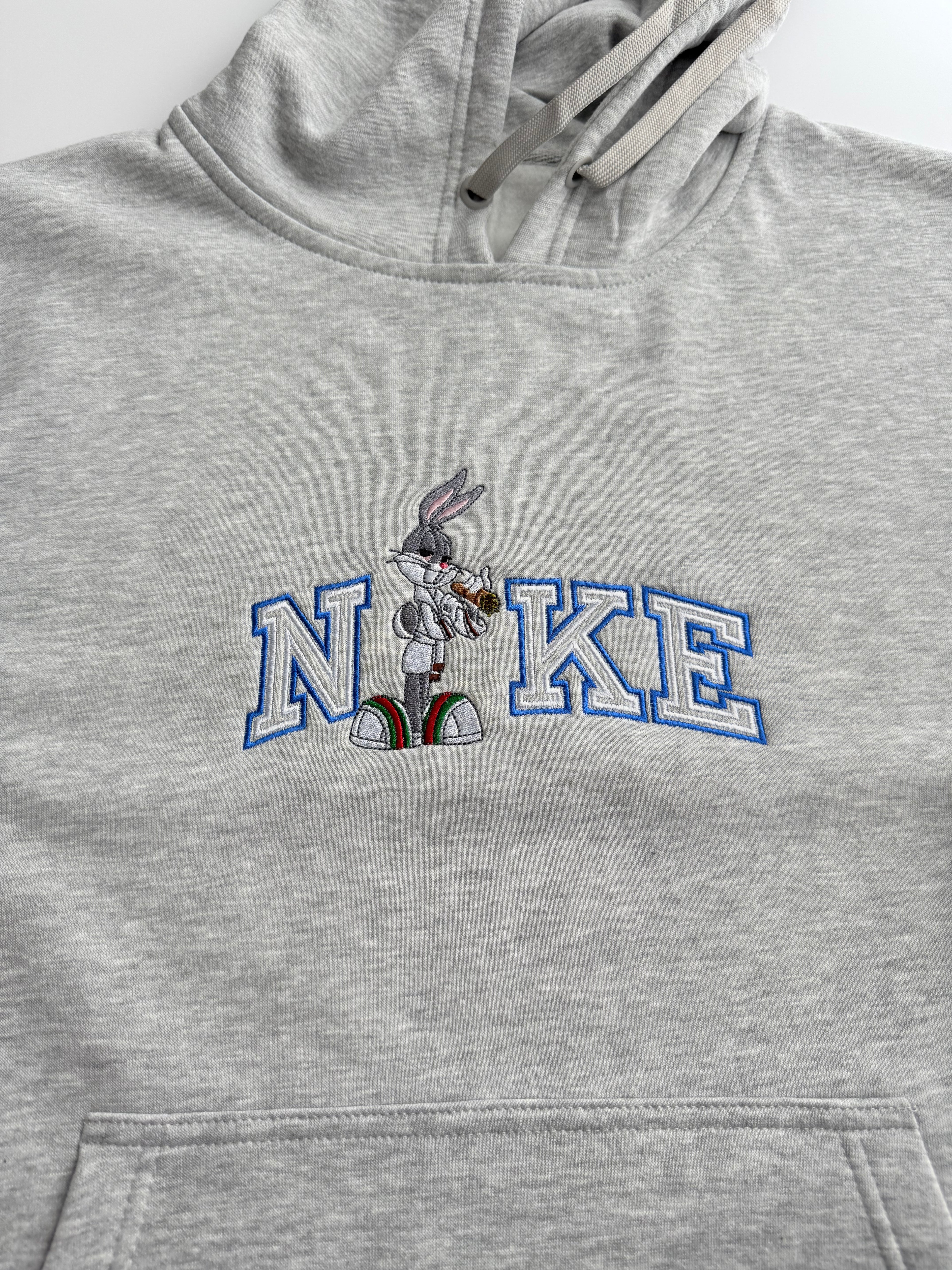 Bluza z haftem Królika - CustomClothes.pl