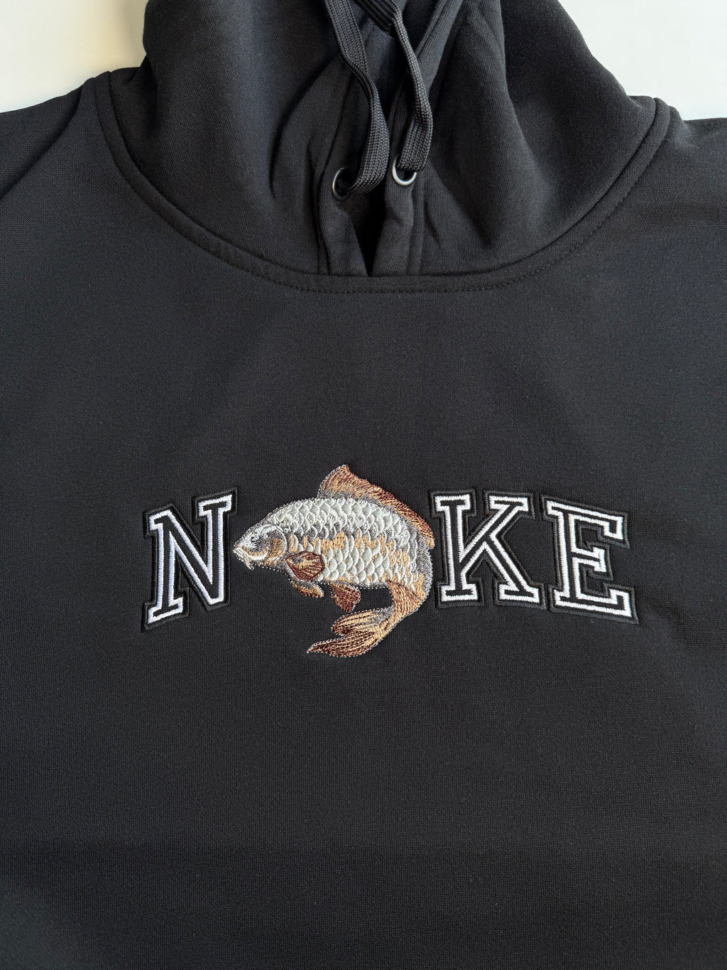 Bluza z haftem Karpia - CustomClothes.pl