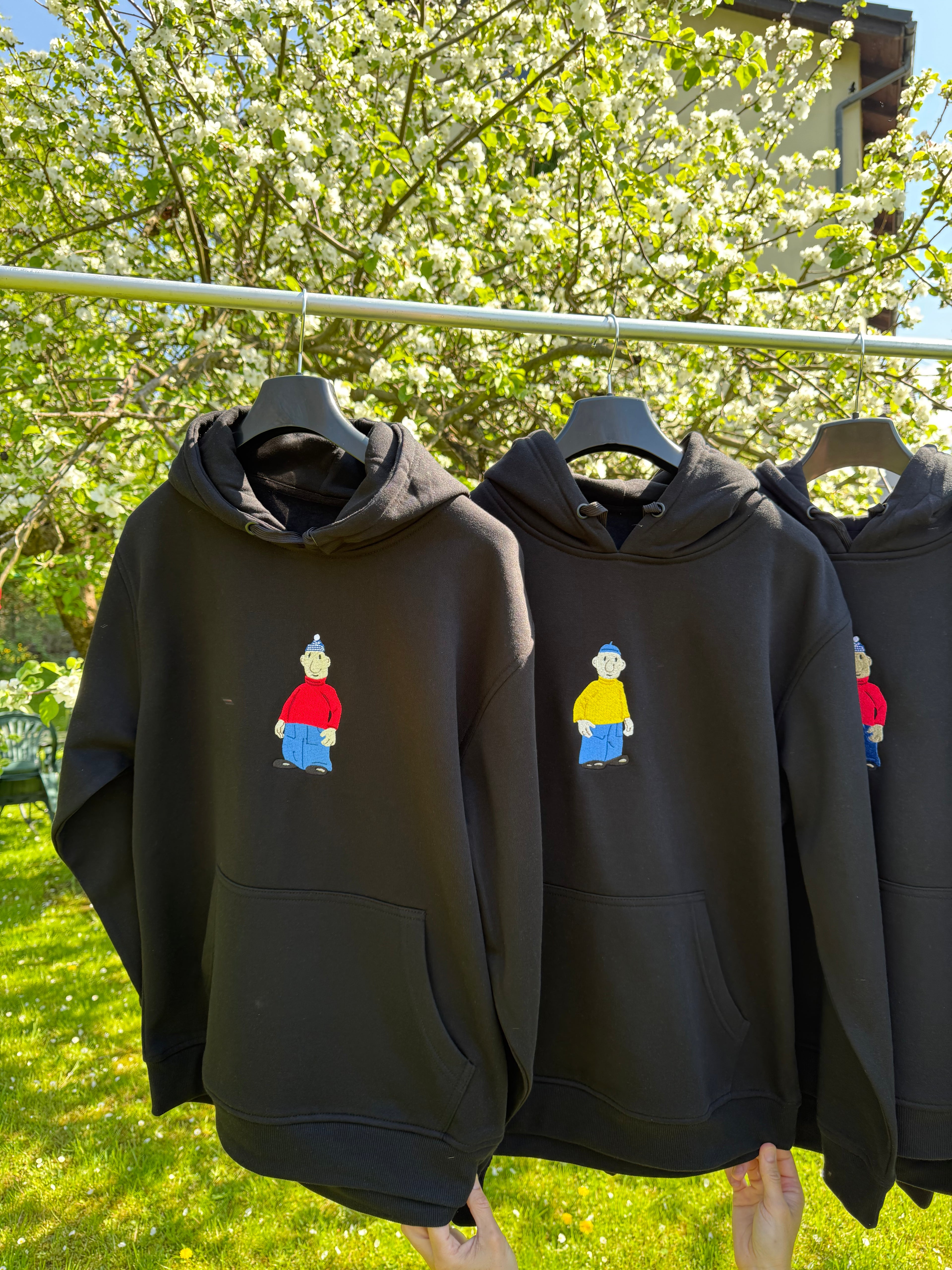 Bluza z haftem jednego z Sąsiadów - CustomClothes.pl