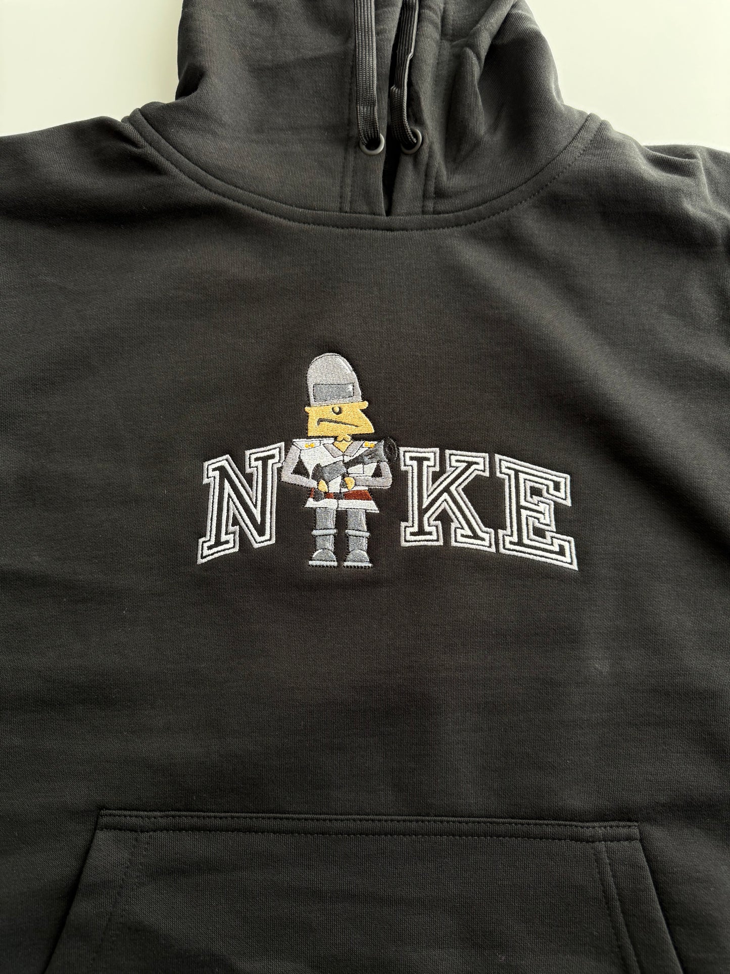 Bluza z haftem Kapitana