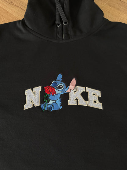 Bluza z haftem Stitcha z różą