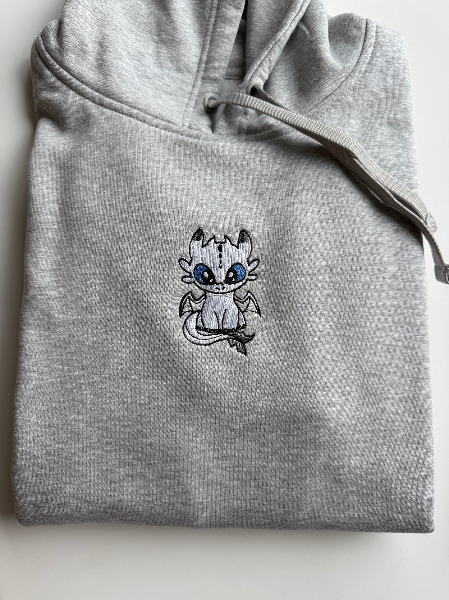 Bluza z haftem Białej Furii