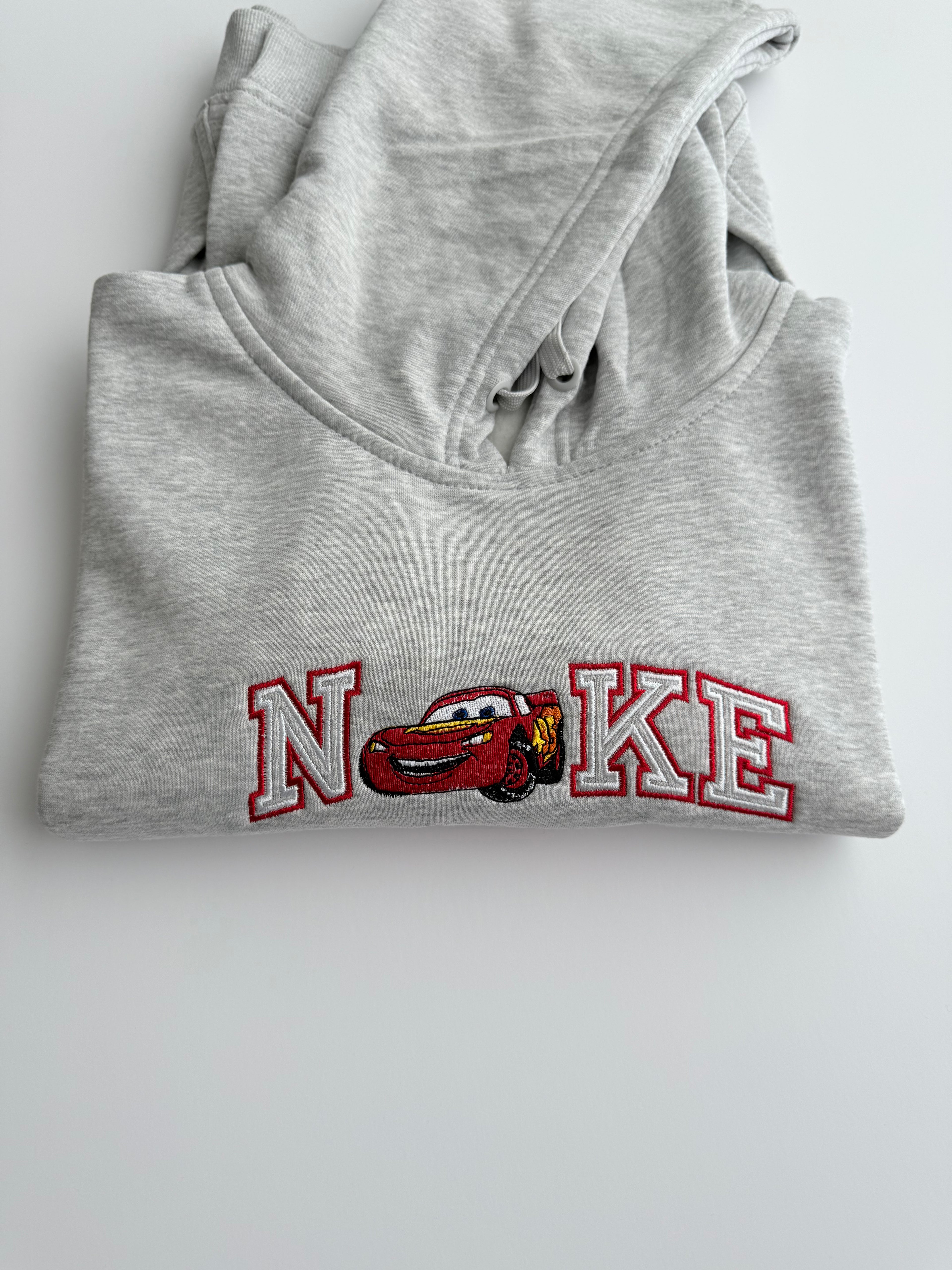 Bluza z haftem Zygzaka - CustomClothes.pl