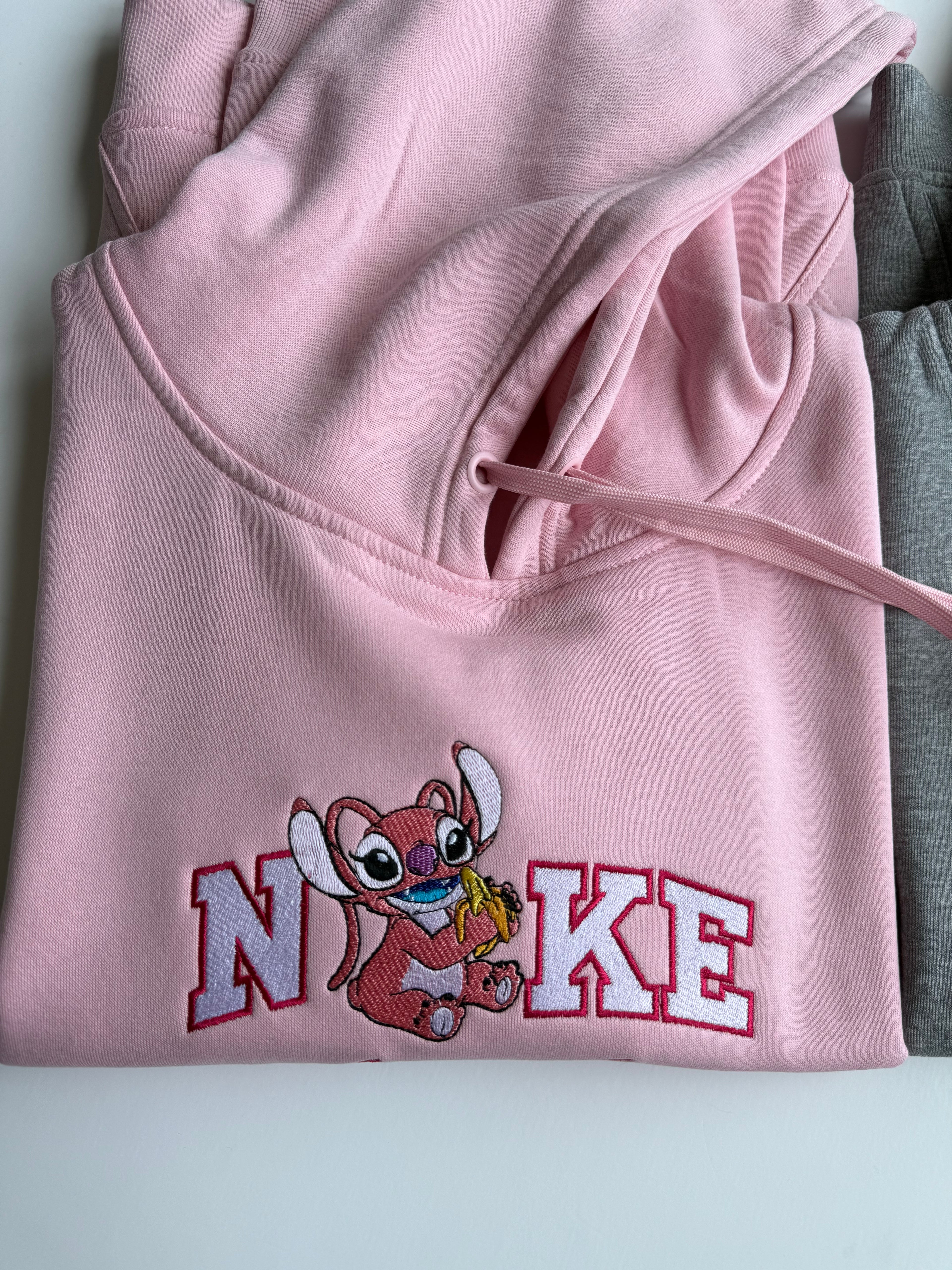 Bluza z haftem Angel - CustomClothes.pl