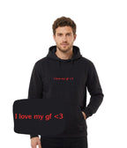 Czarna bluza z haftem 'I love my gf <3', idealna na prezent dla chłopaka od dziewczyny, haft komputerowy.