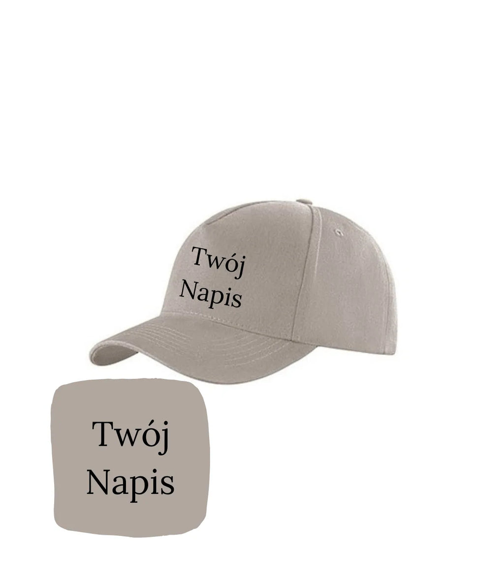 szara czapka z haftem własnego napisu 