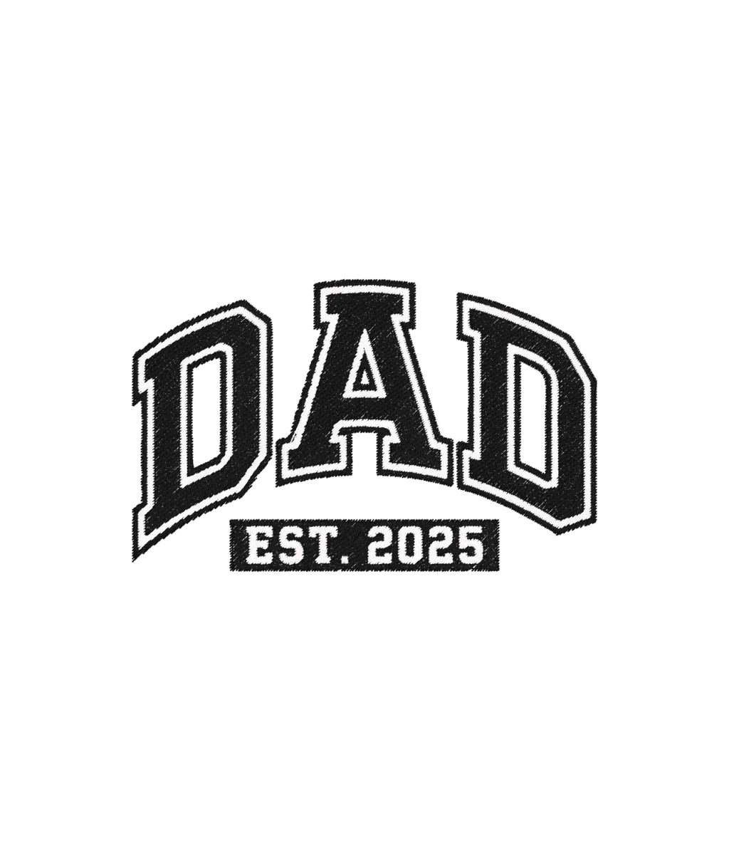 Zbliżenie na haft DAD EST. 2025 na bluzie - haft komputerowy, idealny prezent dla ojca
