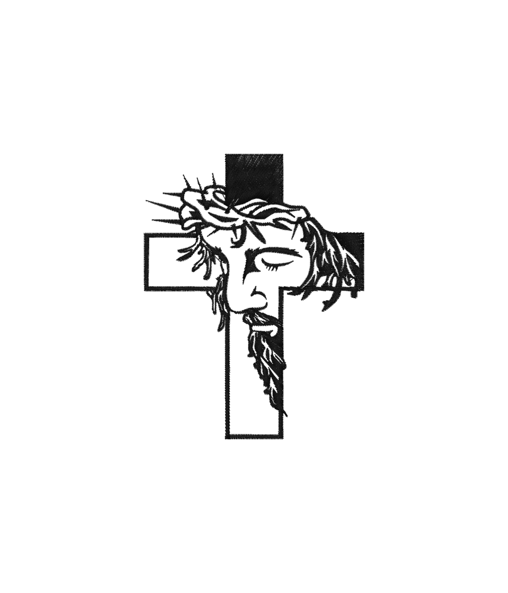 Zbliżenie na haft krzyż z głową - haft komputerowy na białej koszulce, religijny motyw