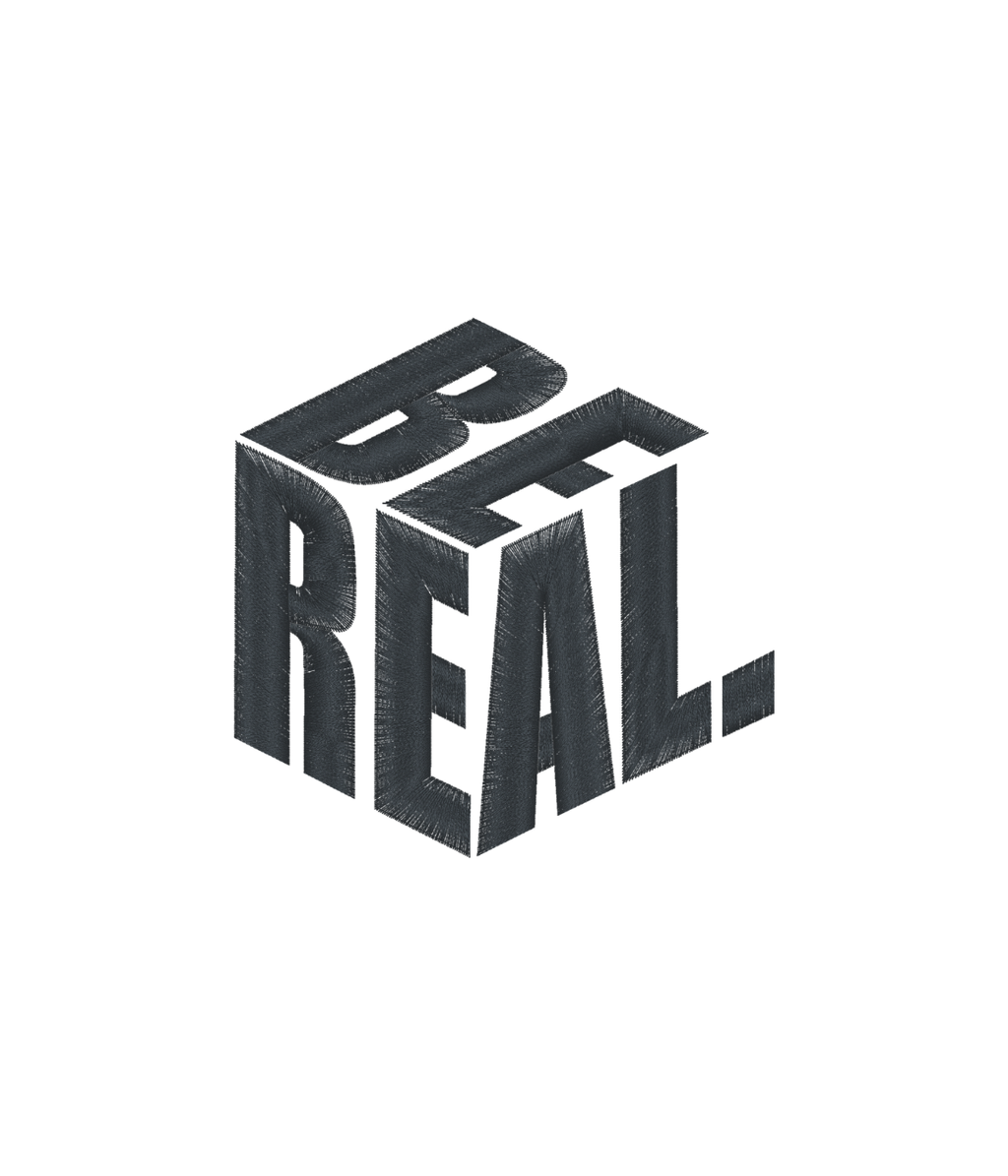 Koszulka z haftem napisu BE REAL – koszulka firmowa z haftem napis be real, profesjonalny wygląd