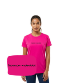 Pink T-shirt with embroidered "Zapraszam wypierdalać" text from CustomClothes.pl, casual fit, visible front design.